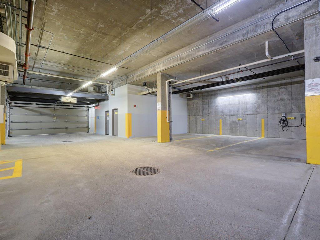 









168


Ch. au Pied-de-la-Montagne

, 4,
Mont-Tremblant,




QC
J8E3M2

