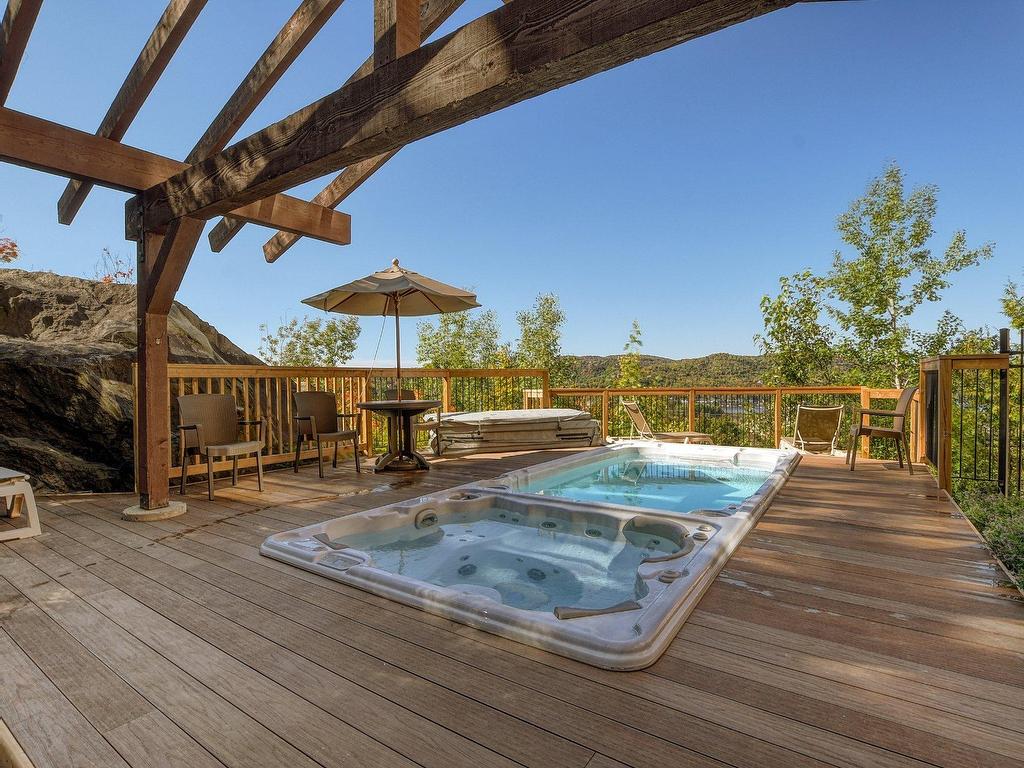 









168


Ch. au Pied-de-la-Montagne

, 4,
Mont-Tremblant,




QC
J8E3M2

