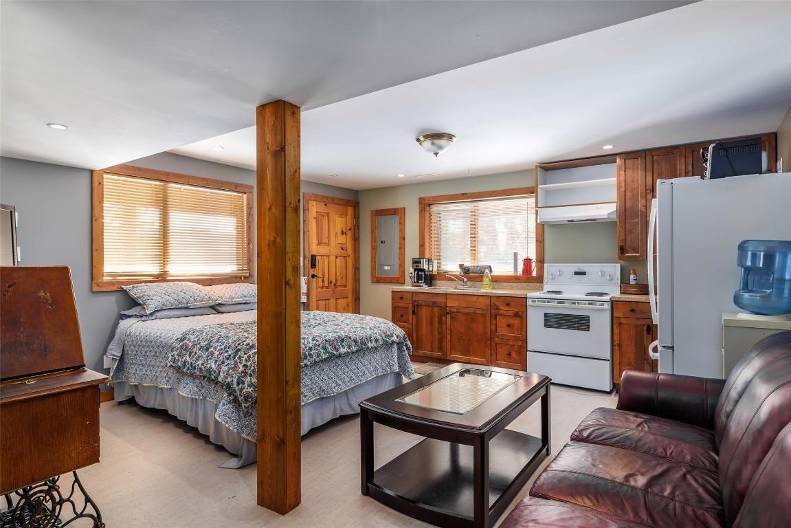 









9434


Hodges

Road,
Vernon,




BC
V1H 2C4

