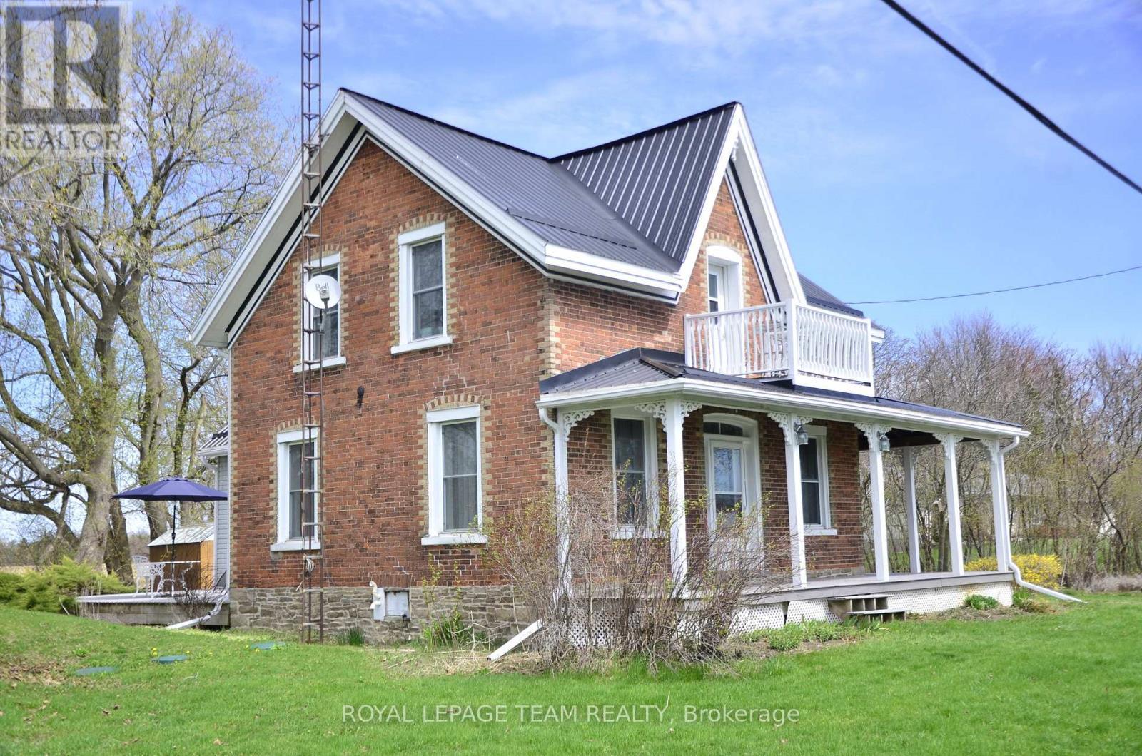 












804 COUNTY RD 2 ROAD W

,
Edwardsburgh/Cardinal,




Ontario
K0E1E0

