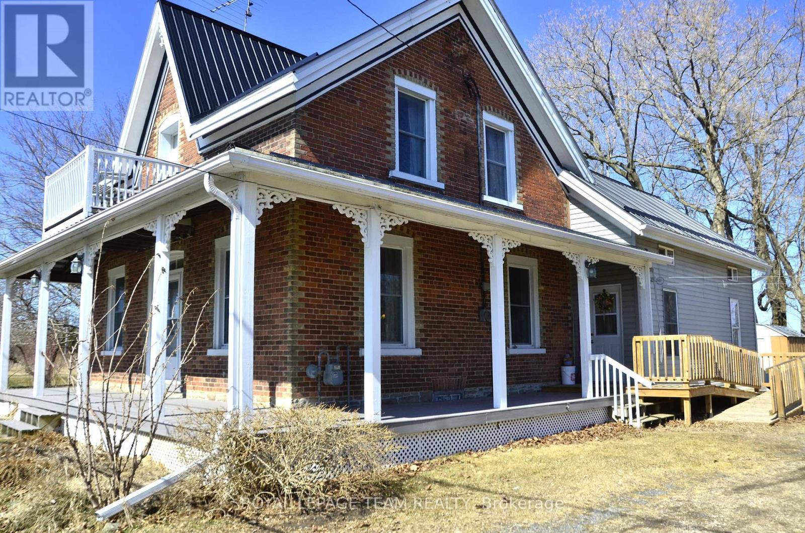 












804 COUNTY RD 2 ROAD W

,
Edwardsburgh/Cardinal,




Ontario
K0E1E0

