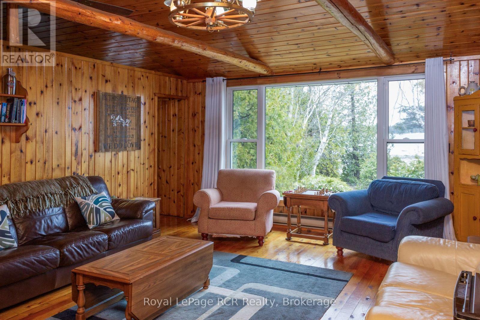 












594 WARNER BAY ROAD

,
Northern Bruce Peninsula,




Ontario
N0H2R0

