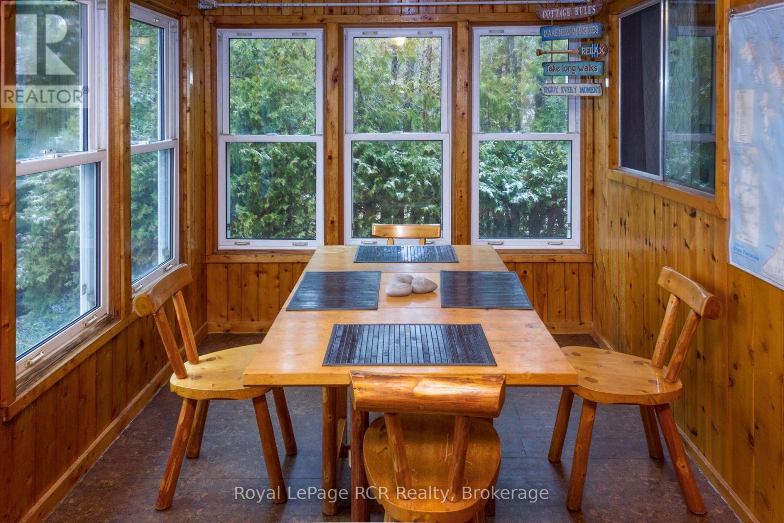 












594 WARNER BAY ROAD

,
Northern Bruce Peninsula,




Ontario
N0H2R0

