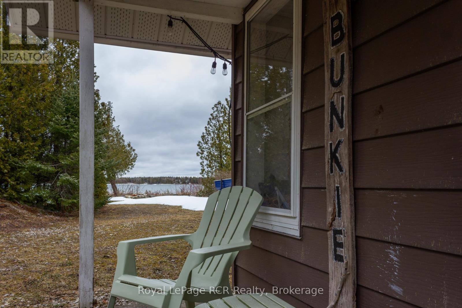 












594 WARNER BAY ROAD

,
Northern Bruce Peninsula,




Ontario
N0H2R0

