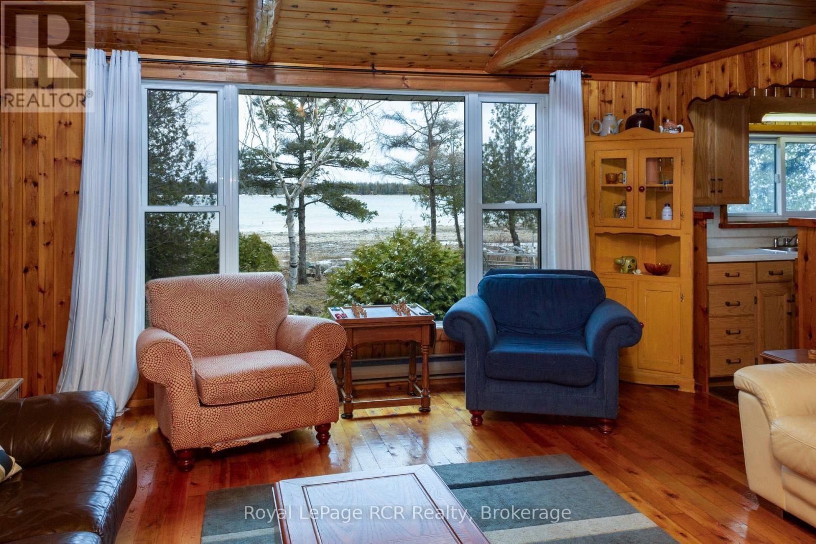 












594 WARNER BAY ROAD

,
Northern Bruce Peninsula,




Ontario
N0H2R0

