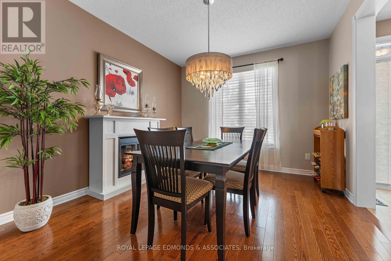 












31 BEDARD BOULEVARD

,
Petawawa,




Ontario
K8H0B7


