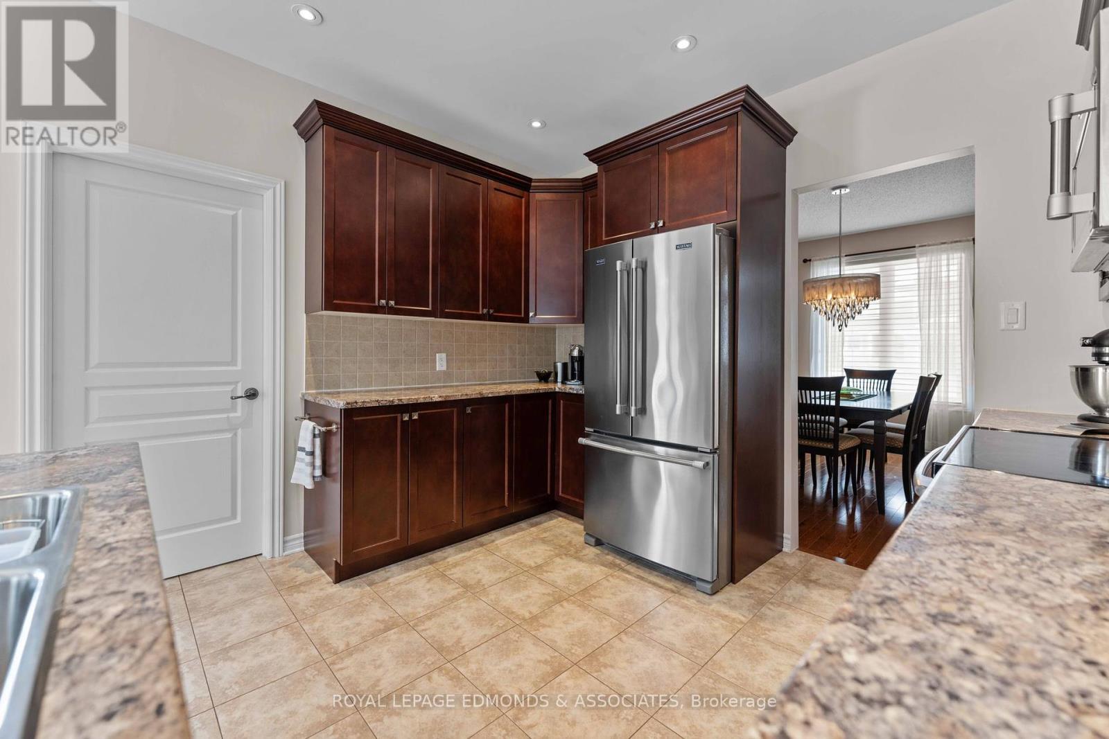 












31 BEDARD BOULEVARD

,
Petawawa,




Ontario
K8H0B7


