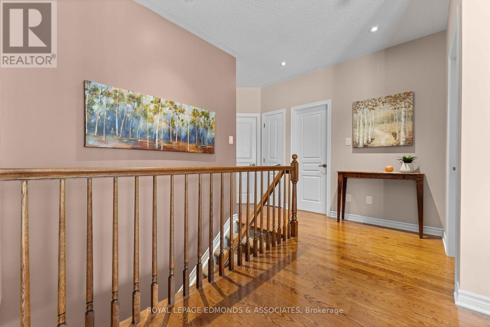 












31 BEDARD BOULEVARD

,
Petawawa,




Ontario
K8H0B7

