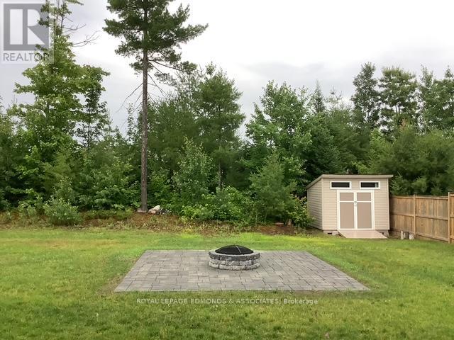 












31 BEDARD BOULEVARD

,
Petawawa,




Ontario
K8H0B7

