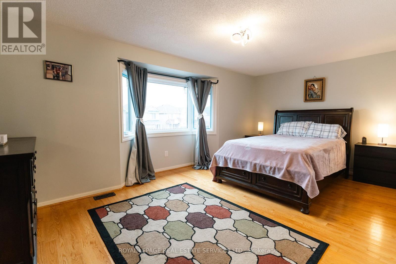 












1339 DUVAL DRIVE

,
Mississauga,




Ontario
L5V2W5

