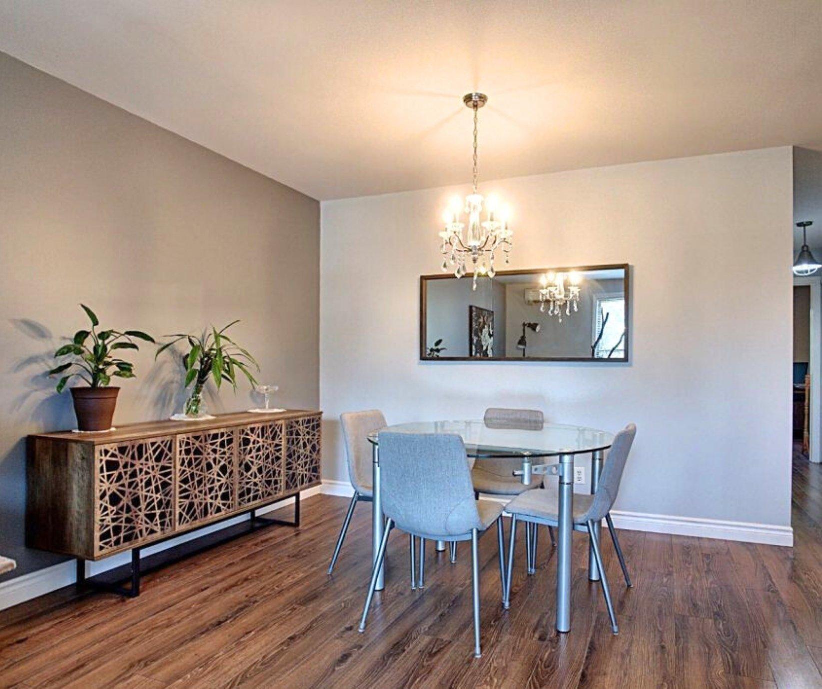









7011


Av. Rondeau

,
Montréal (Anjou),




QC
H1K4W5

