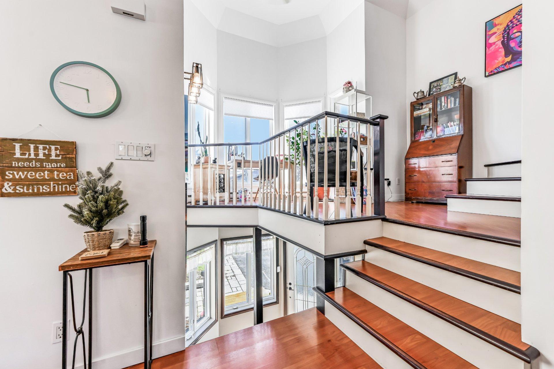 









1457


1re Rue

,
Saint-Paul-de-l'Île-aux-Noix,




QC
J0J1G0

