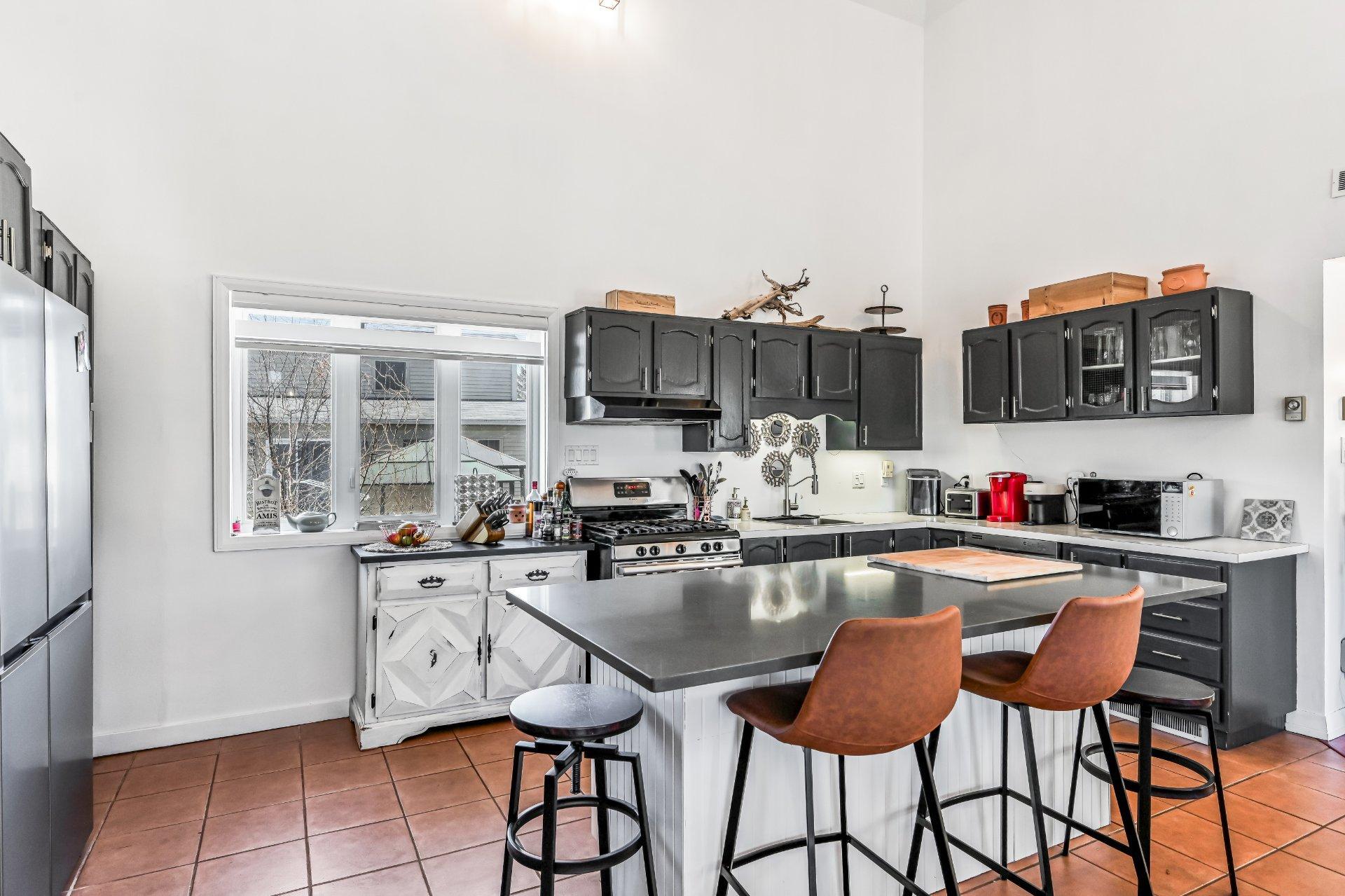 









1457


1re Rue

,
Saint-Paul-de-l'Île-aux-Noix,




QC
J0J1G0

