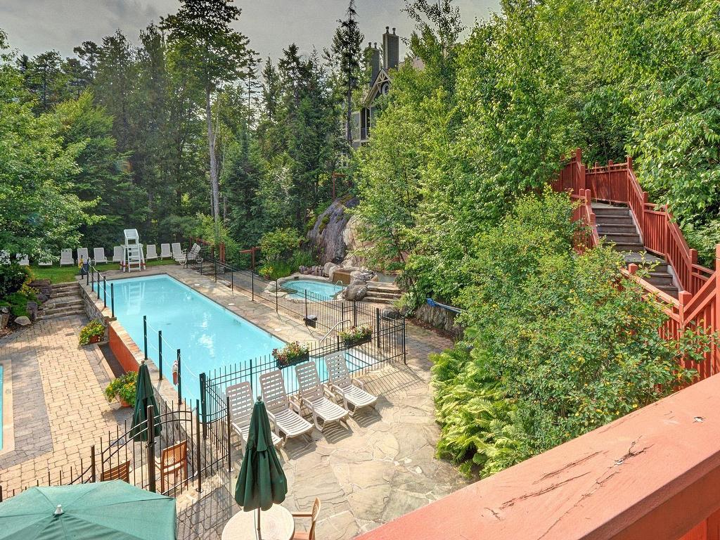 









223


Ch. des Quatre-Sommets

, 3,
Mont-Tremblant,




QC
J8E1C6

