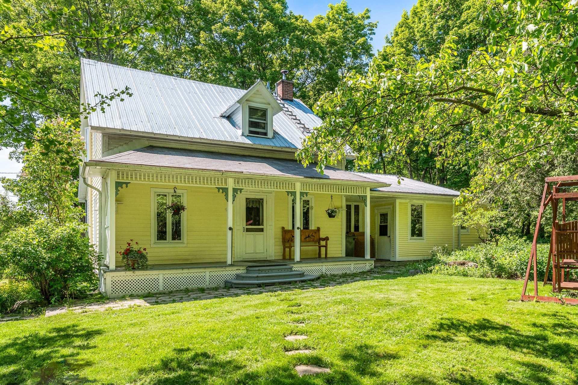 









120

 - 123


Ch. Lawrence

,
Brigham,




QC
J2K4Z8

