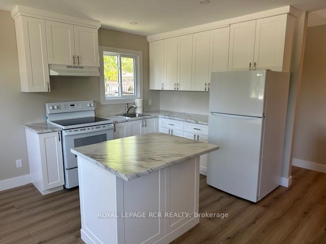 









504


Andrew

Street,
Shelburne,




ON
L9V 2Z1

