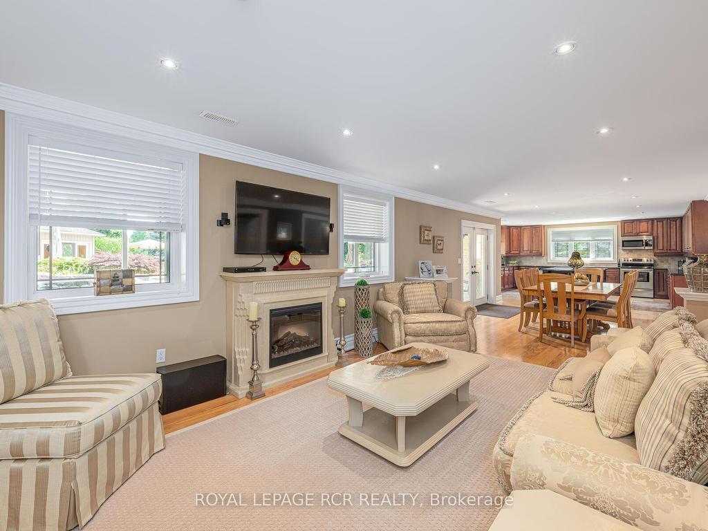 









4987


Fourth

Line,
Halton Hills,




ON
L7J 2L8

