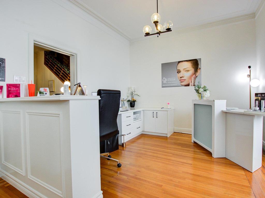 









47

 - 47A


Rue du Roi

,
Sorel-Tracy,




QC
J3P4M6

