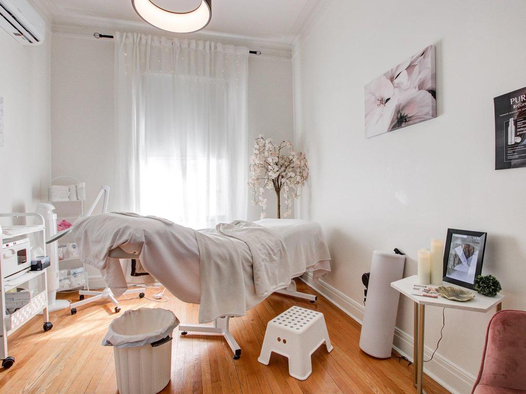 









47

 - 47A


Rue du Roi

,
Sorel-Tracy,




QC
J3P4M6

