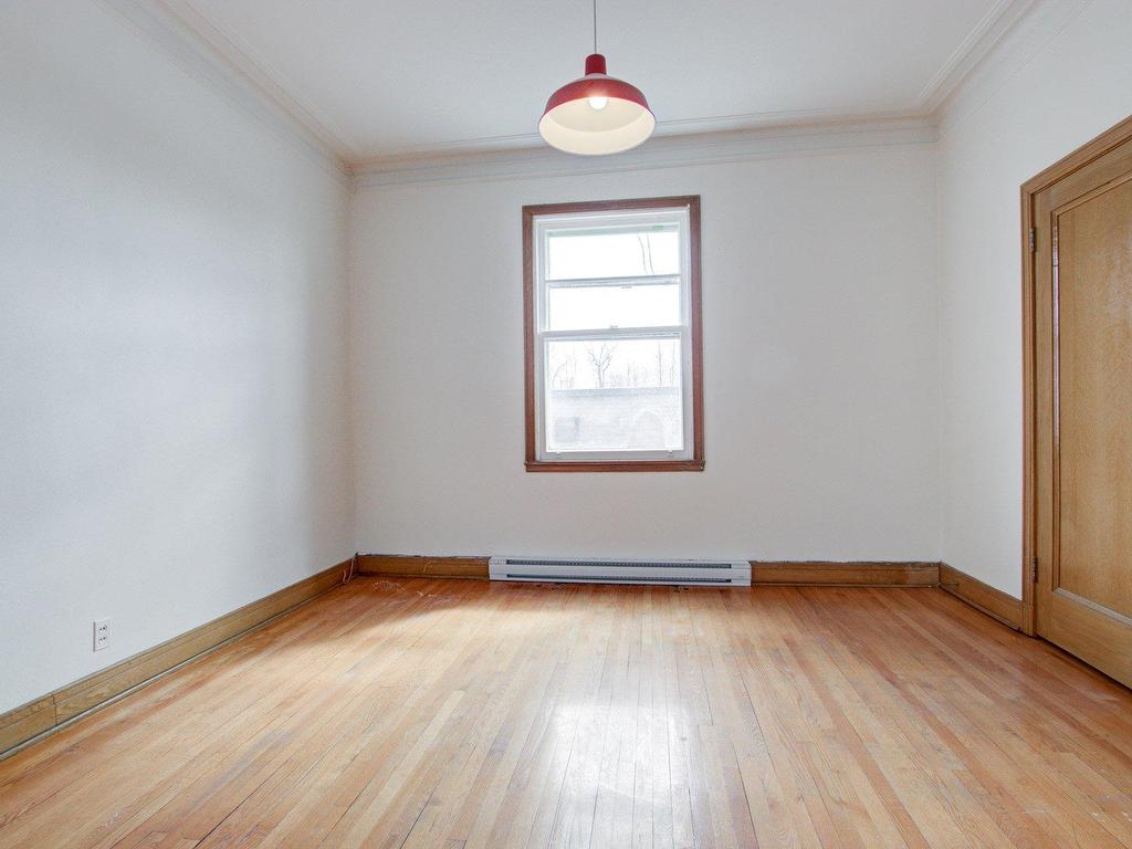 









47

 - 47A


Rue du Roi

,
Sorel-Tracy,




QC
J3P4M6

