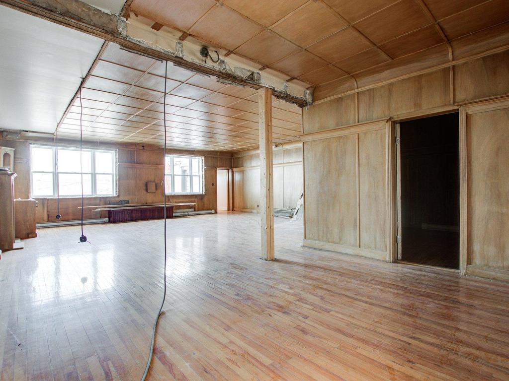 









47

 - 47A


Rue du Roi

,
Sorel-Tracy,




QC
J3P4M6

