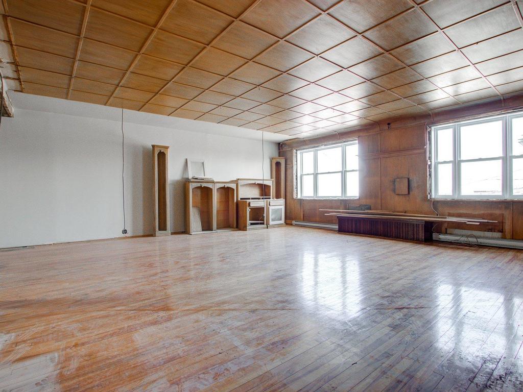 









47

 - 47A


Rue du Roi

,
Sorel-Tracy,




QC
J3P4M6

