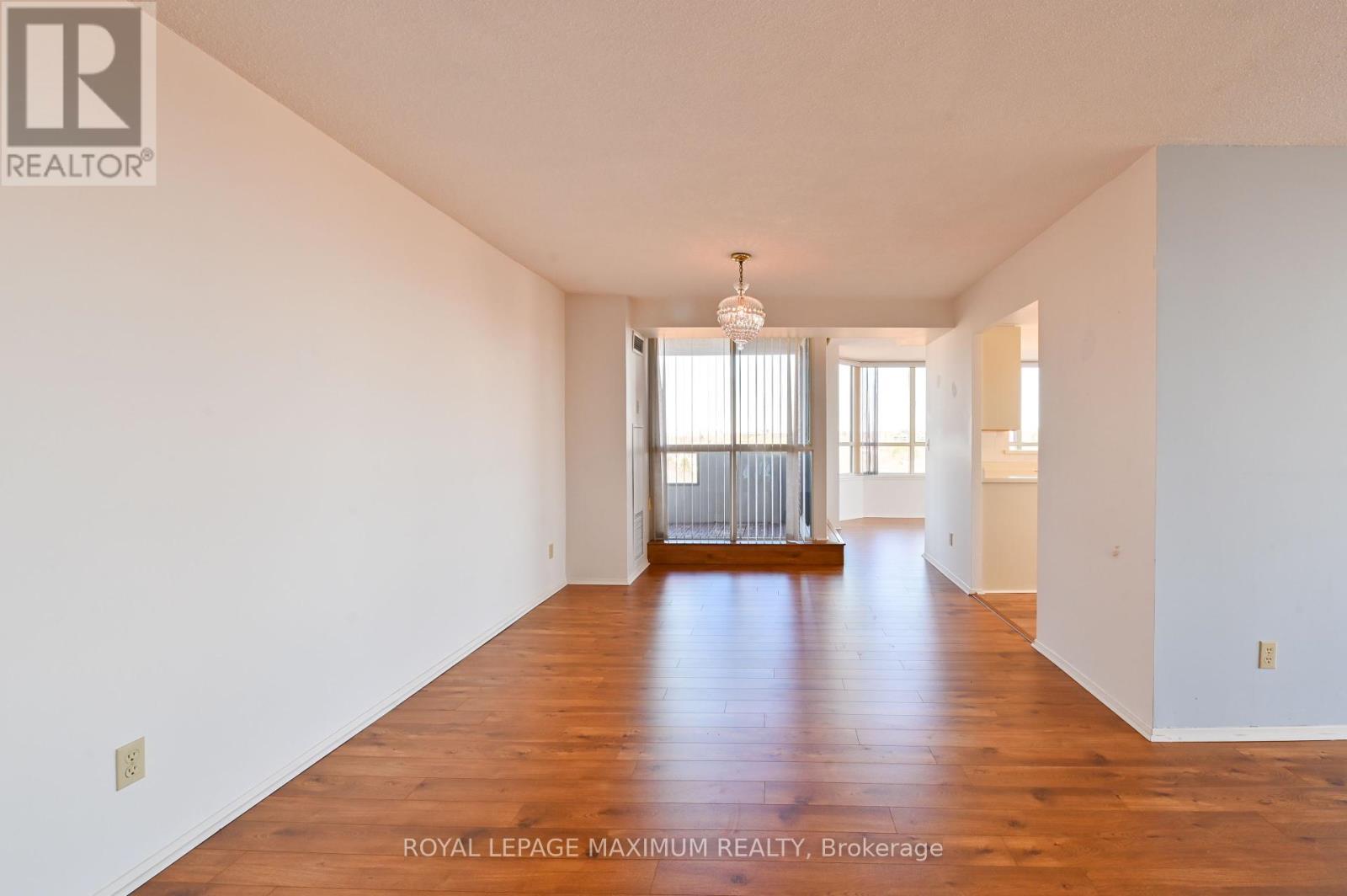 












804 - 33 WELDRICK ROAD E

,
Richmond Hill,




Ontario
L4C8W4

