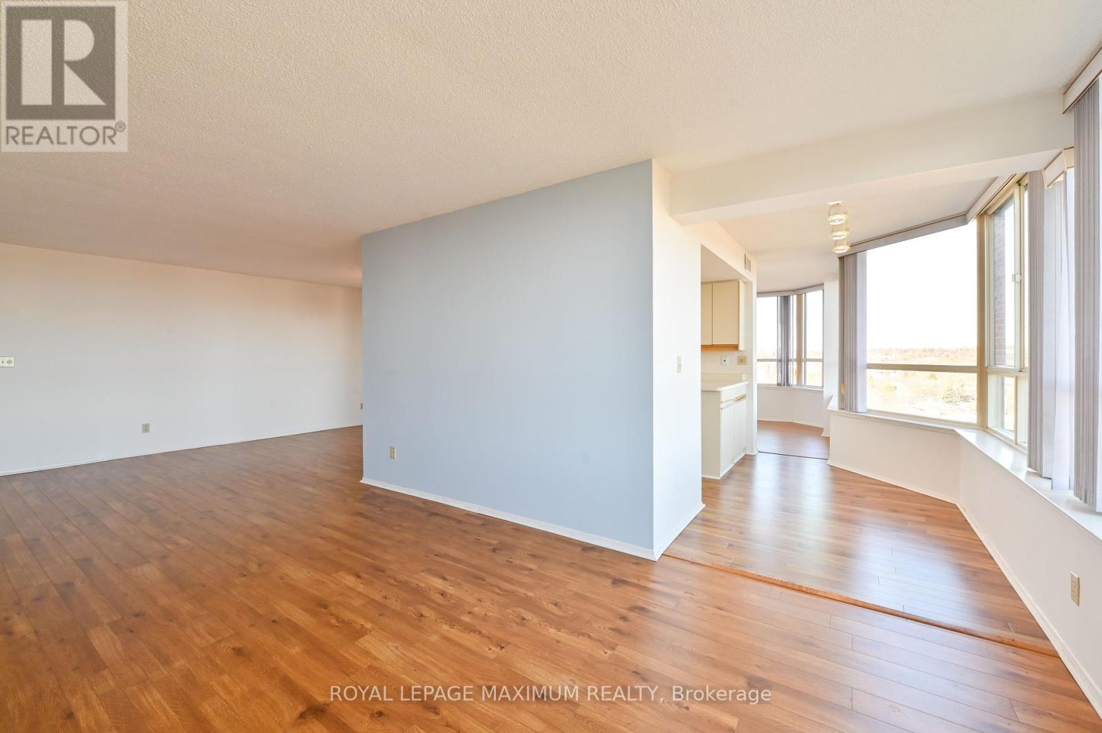 












804 - 33 WELDRICK ROAD E

,
Richmond Hill,




Ontario
L4C8W4

