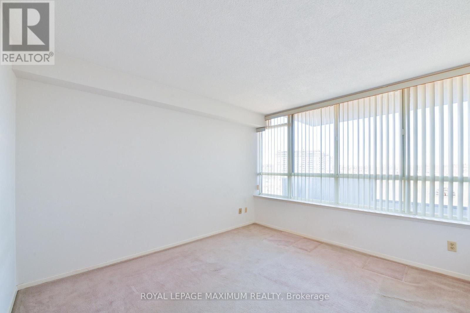 












804 - 33 WELDRICK ROAD E

,
Richmond Hill,




Ontario
L4C8W4

