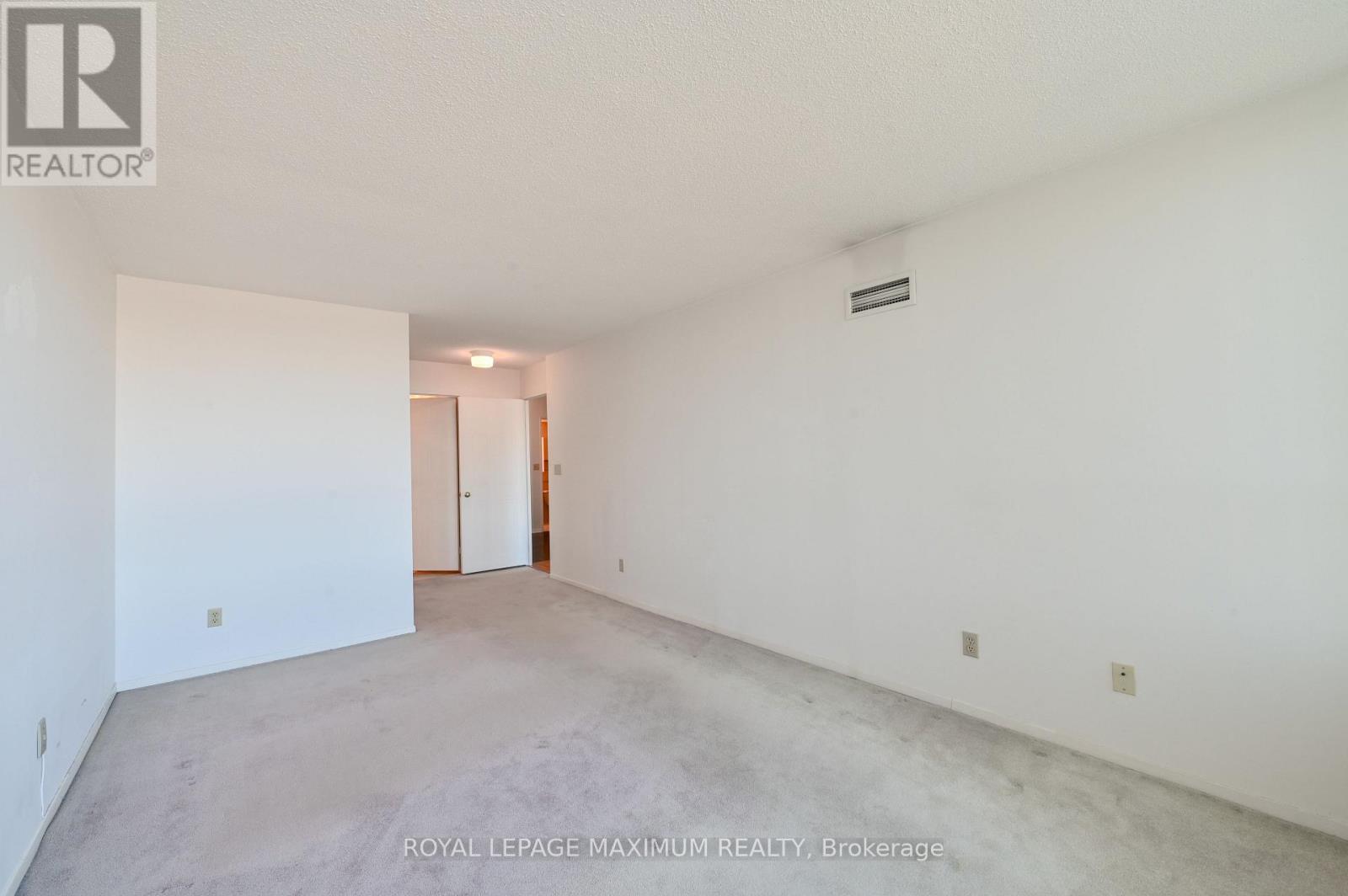 












804 - 33 WELDRICK ROAD E

,
Richmond Hill,




Ontario
L4C8W4

