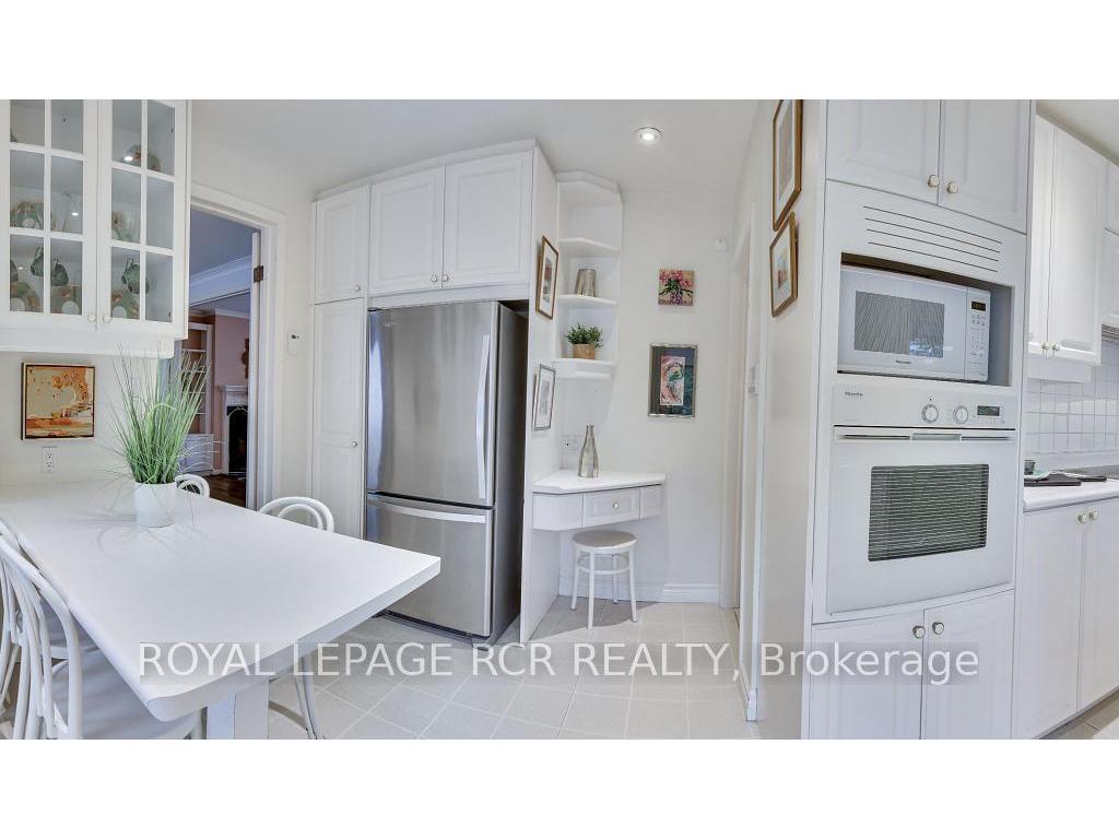 









4


Thornlea

Court,
Markham,




ON
L3T 2R2

