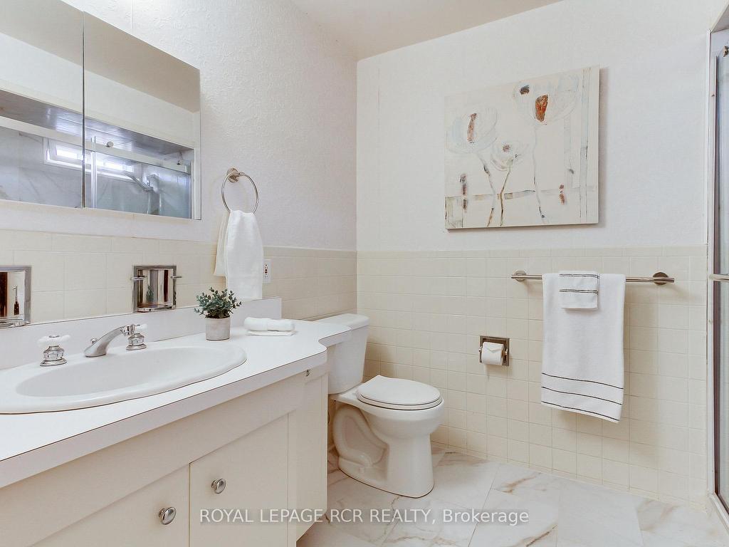 









4


Thornlea

Court,
Markham,




ON
L3T 2R2

