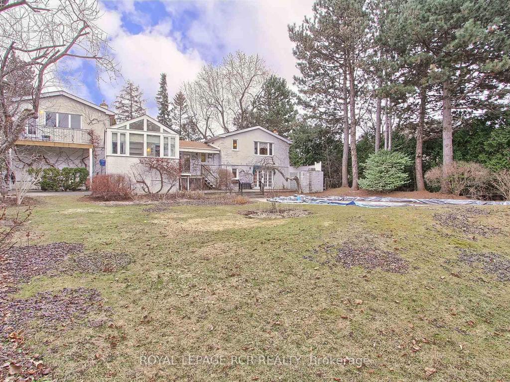 









4


Thornlea

Court,
Markham,




ON
L3T 2R2

