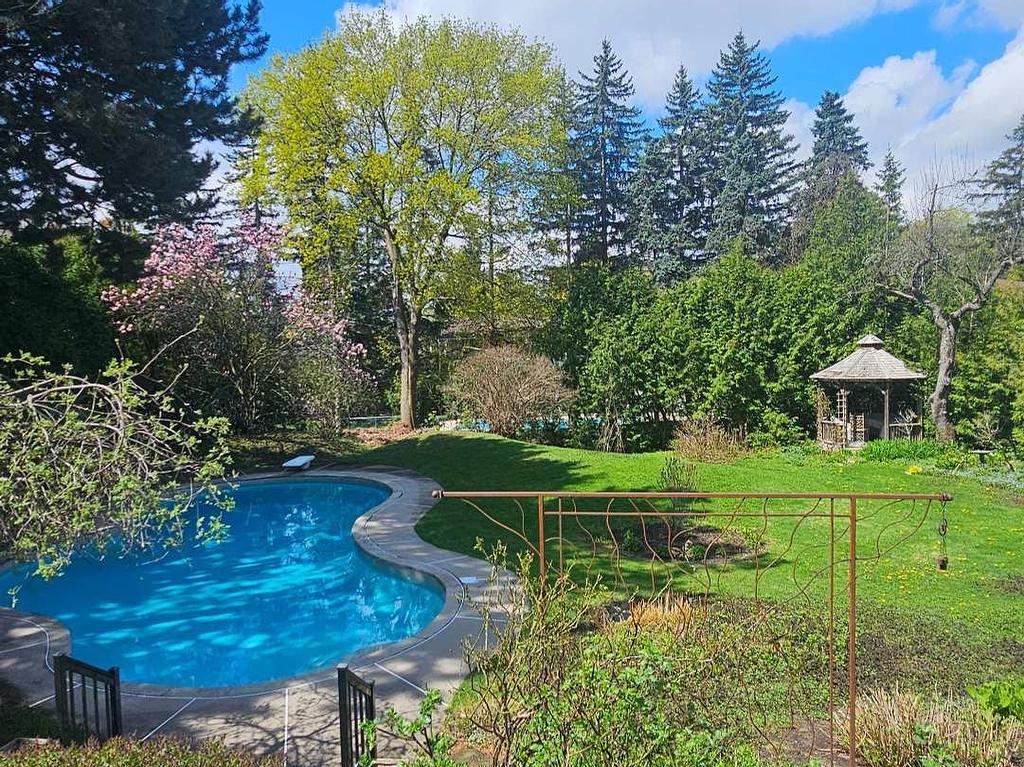 









4


Thornlea

Court,
Markham,




ON
L3T 2R2

