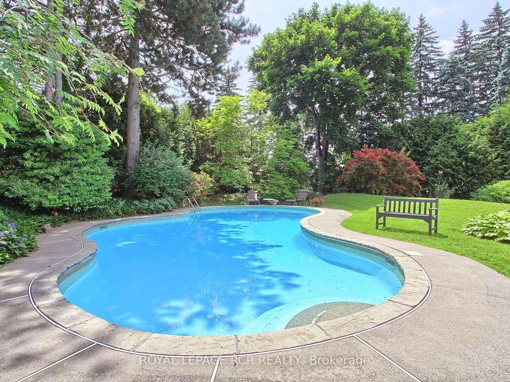 









4


Thornlea

Court,
Markham,




ON
L3T 2R2

