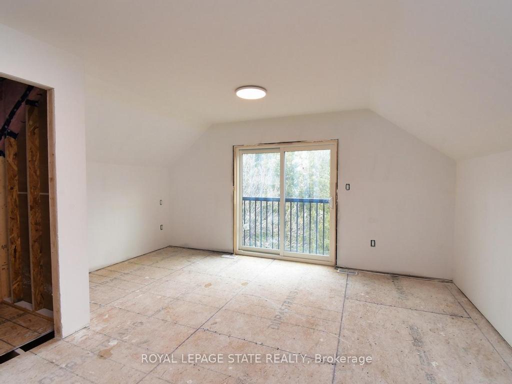 









279


Hess

Street South,
Hamilton,




ON
L8P 3P6

