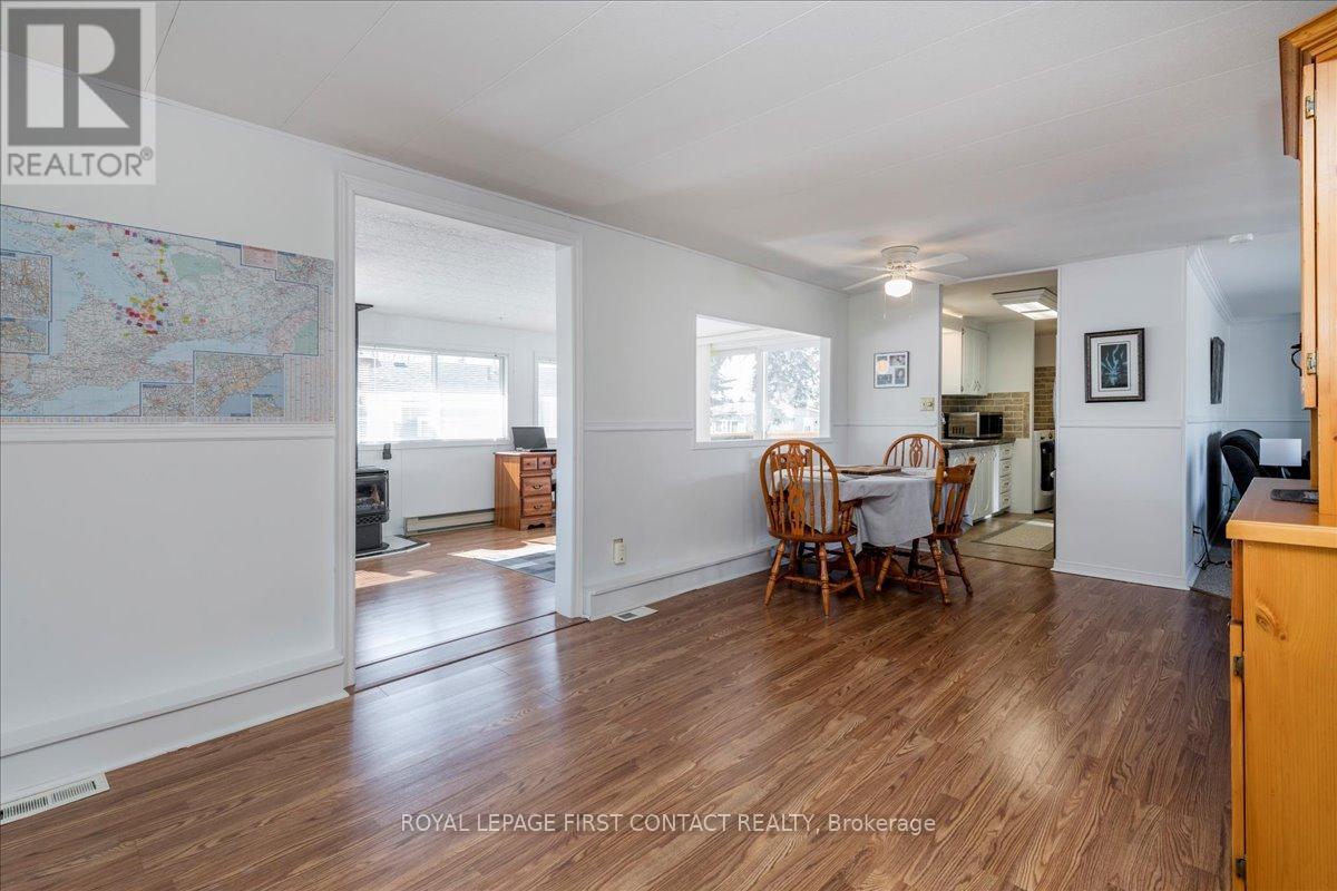 












25 HAWTHORNE DRIVE

,
Innisfil,




Ontario
L9S1P1

