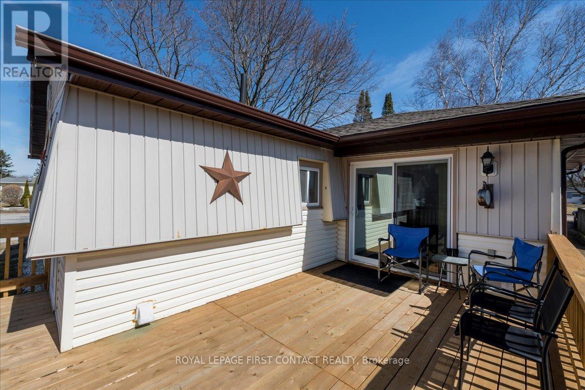 












25 HAWTHORNE DRIVE

,
Innisfil,




Ontario
L9S1P1

