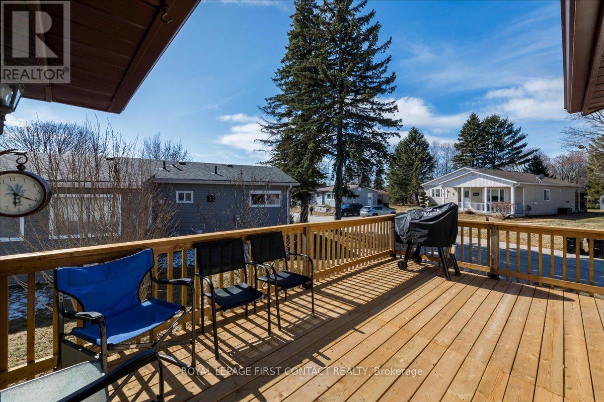 












25 HAWTHORNE DRIVE

,
Innisfil,




Ontario
L9S1P1

