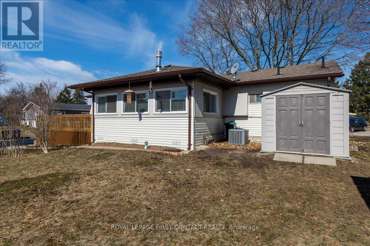












25 HAWTHORNE DRIVE

,
Innisfil,




Ontario
L9S1P1

