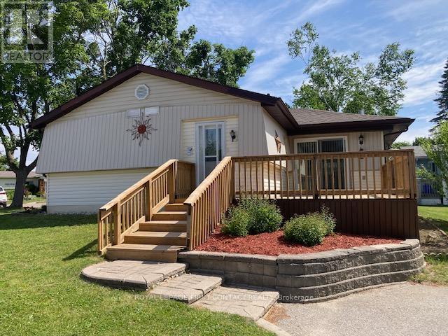 












25 HAWTHORNE DRIVE

,
Innisfil,




Ontario
L9S1P1

