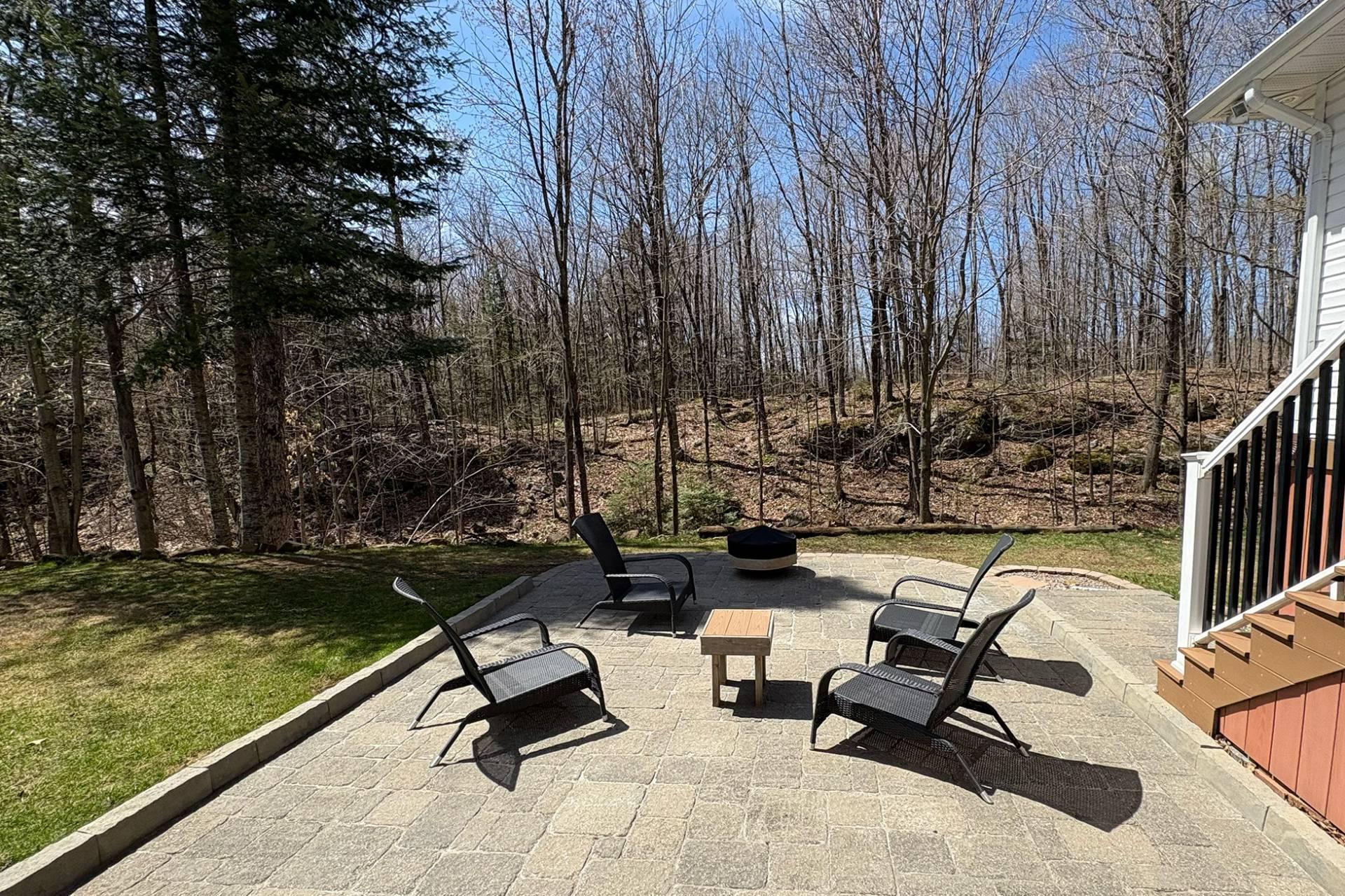 









39


Ch. de la Topaze

,
L'Ange-Gardien,




QC
J8L0G1

