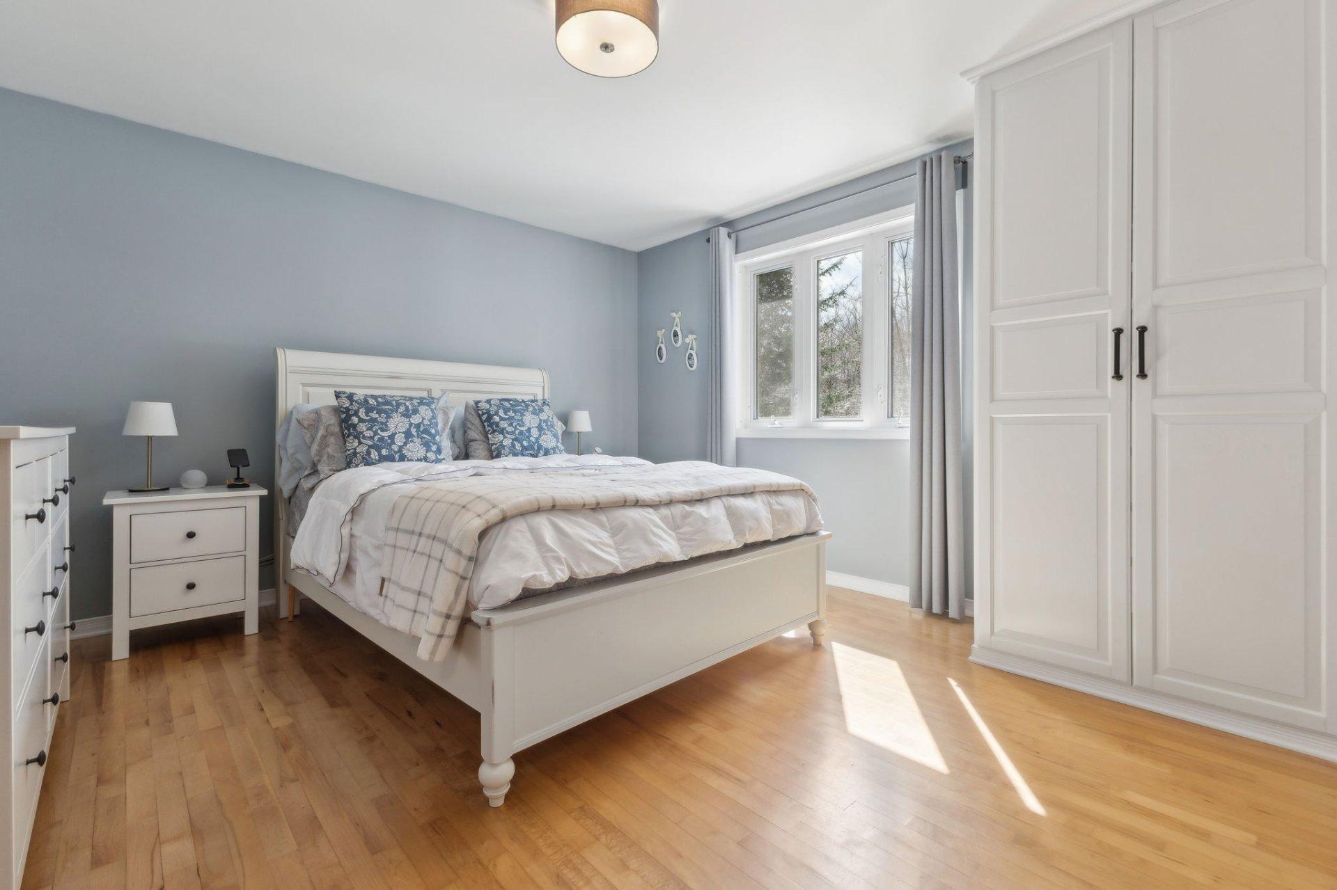 









39


Ch. de la Topaze

,
L'Ange-Gardien,




QC
J8L0G1

