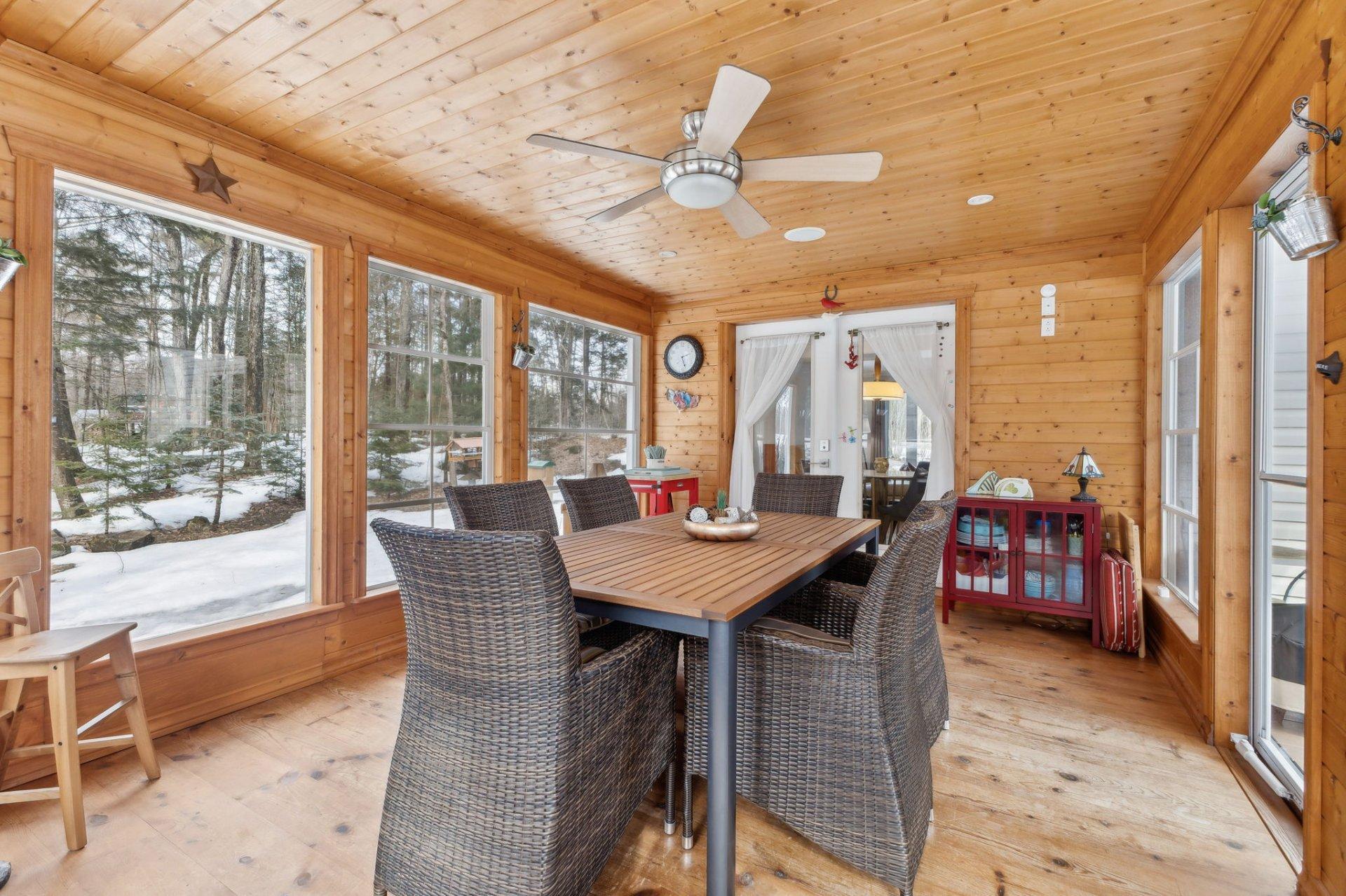









39


Ch. de la Topaze

,
L'Ange-Gardien,




QC
J8L0G1

