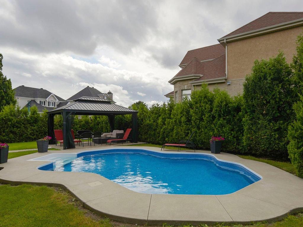 









1069


Rue des Crocus

,
Laval (Sainte-Dorothée),




QC
H7Y2H6

