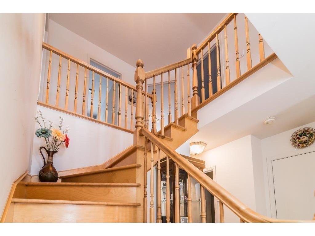 









1069


Rue des Crocus

,
Laval (Sainte-Dorothée),




QC
H7Y2H6


