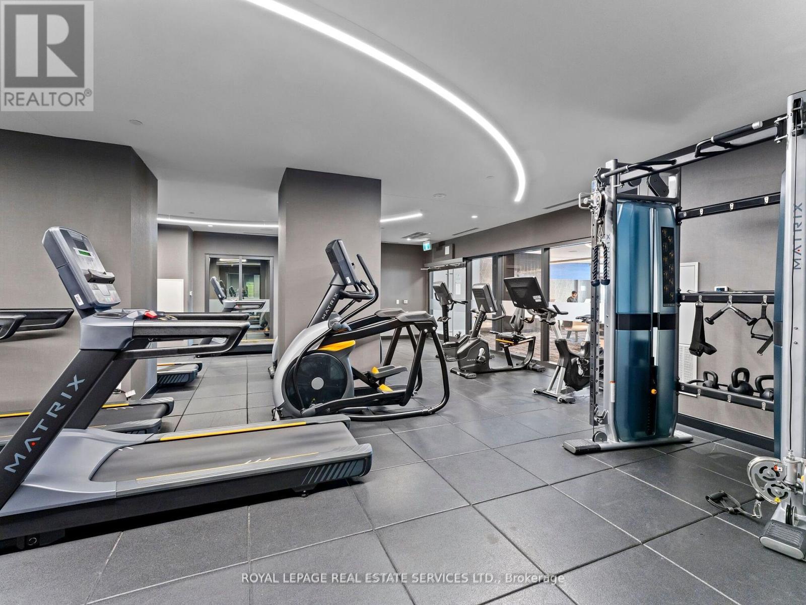 












215 - 286 MAIN STREET

,
Toronto,




Ontario
M4C4X5


