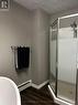 2nd level bath area
