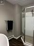 2nd level bath area
