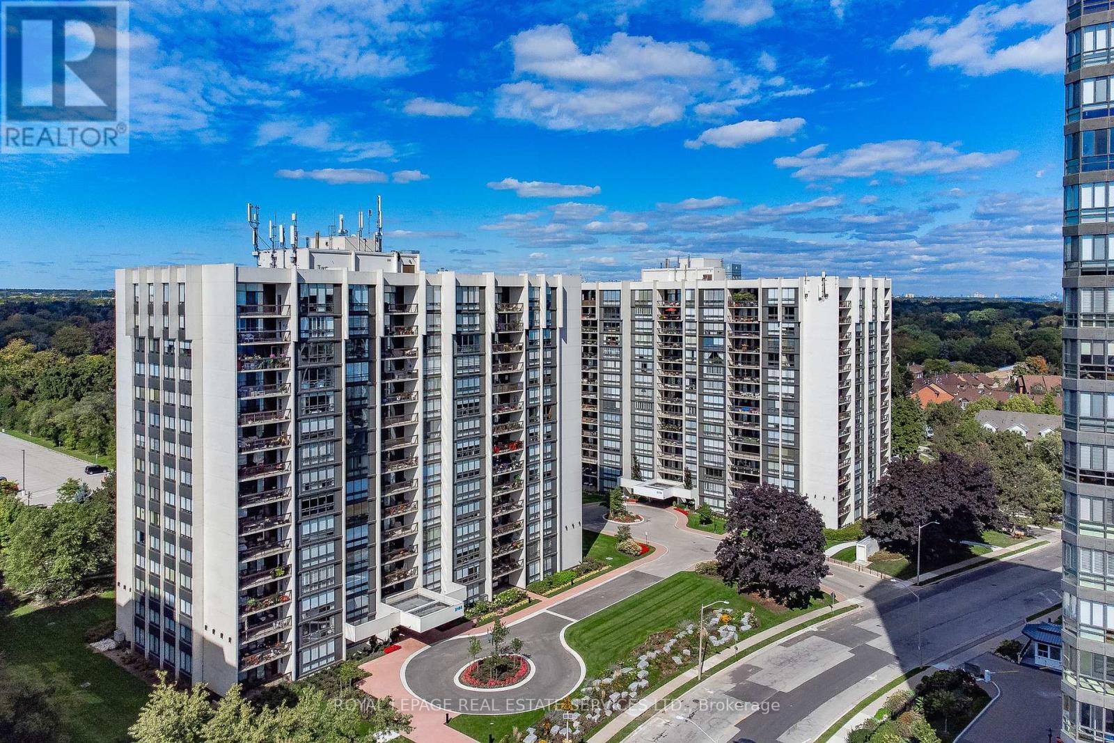 












301 - 2185 MARINE DRIVE

,
Oakville,




Ontario
L6L5L6


